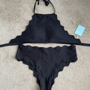 Bathing suit - black scalloped